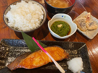 銀タラみりん漬け焼定食